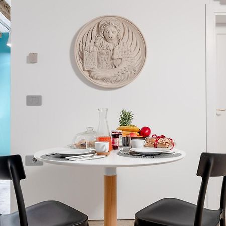 La Caorlina - Pied A Terre - Bas-Relief Apartment Venice Exterior photo