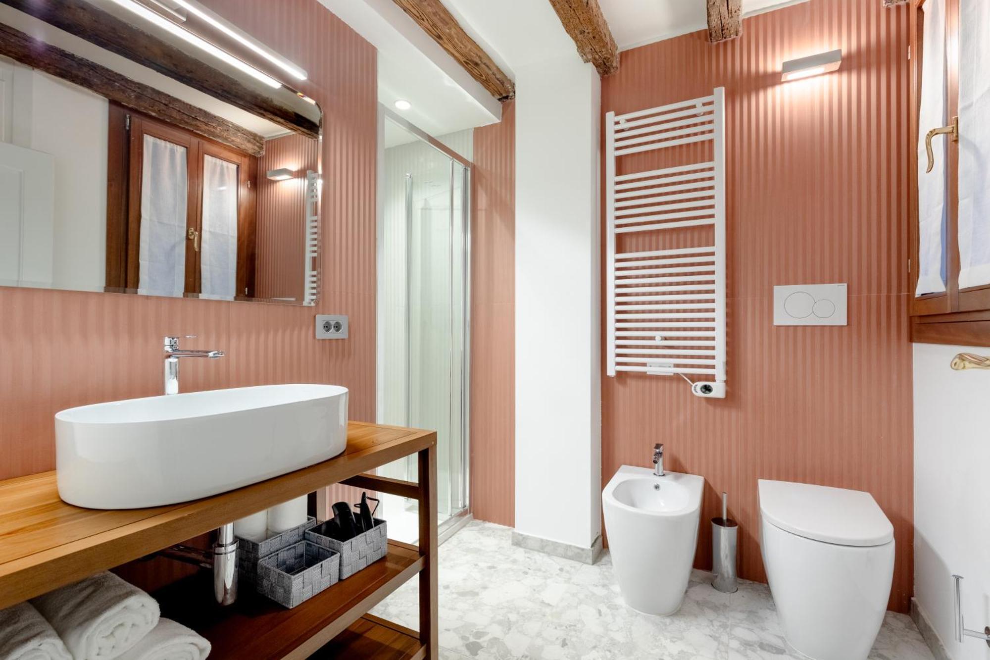 La Caorlina - Pied A Terre - Bas-Relief Apartment Venice Exterior photo